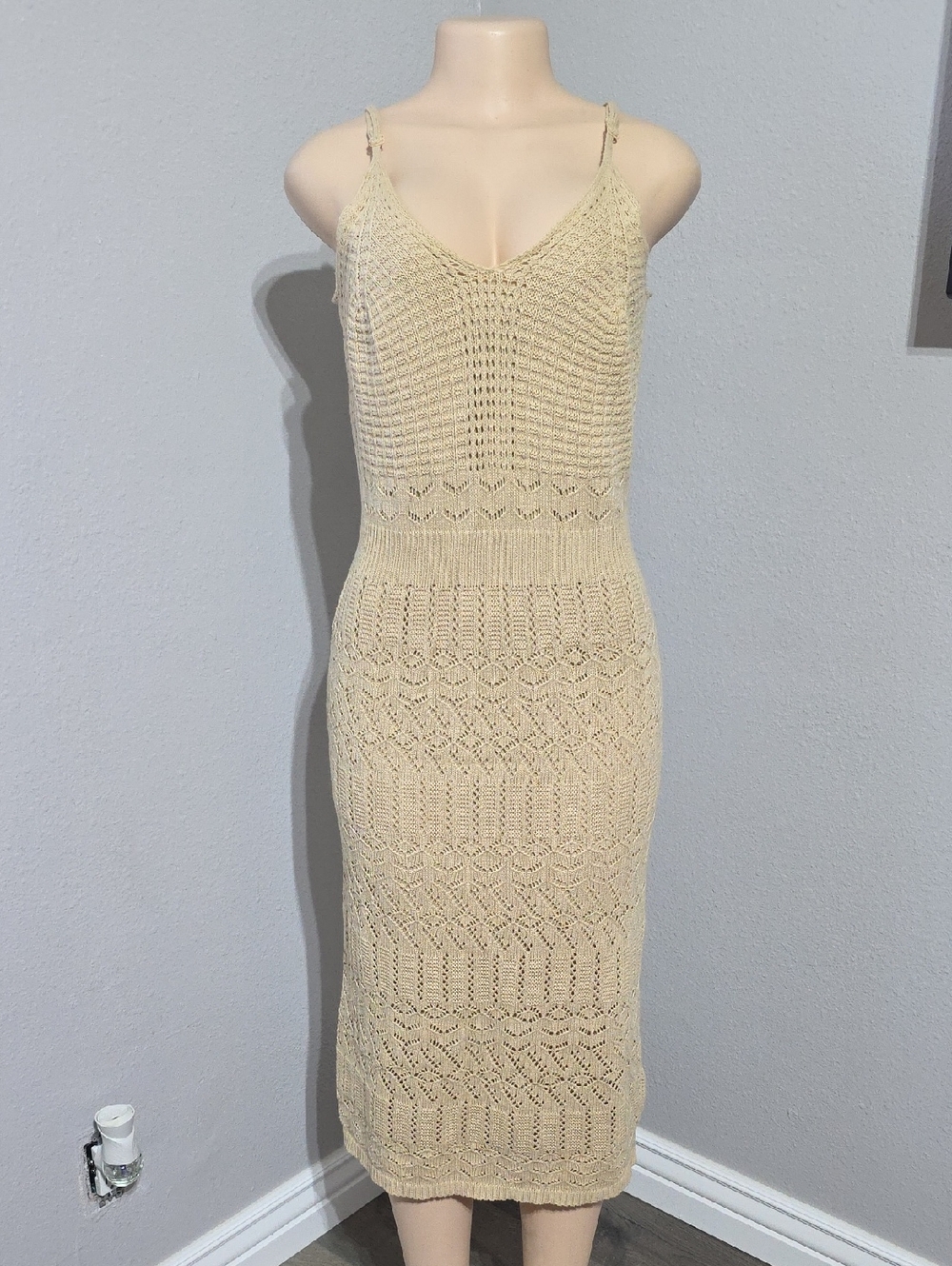 Freshman 1996 Cream Crochet Midi Dress with Spaghetti Straps Size L